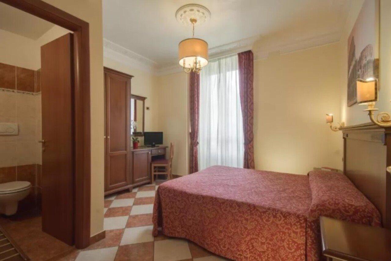 Hotel Romantica 3*
