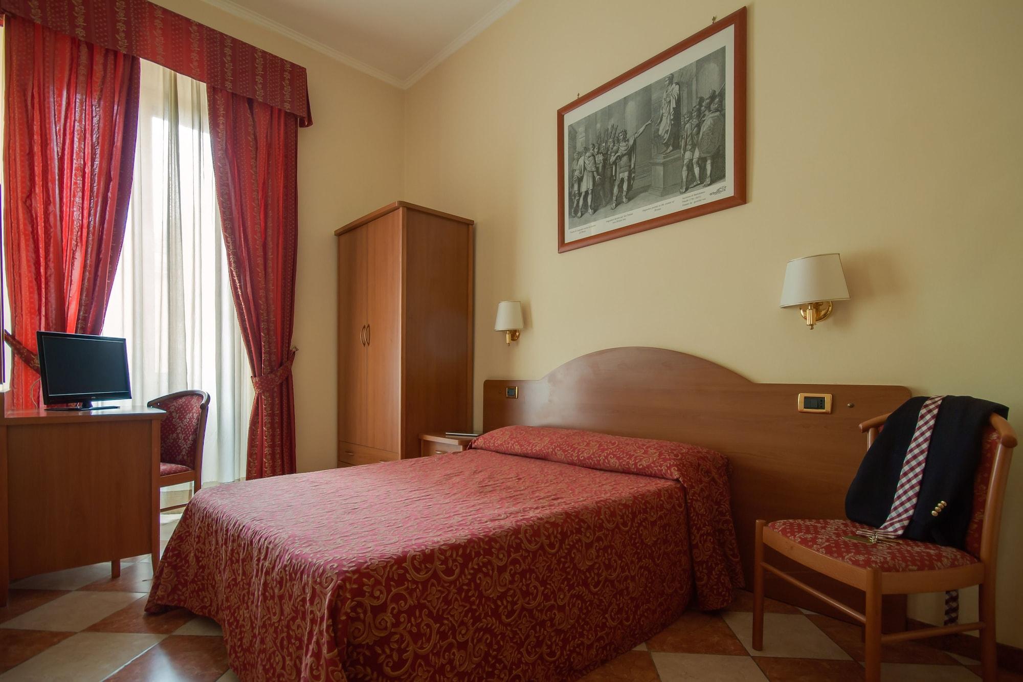 Hotel Romantica 3*