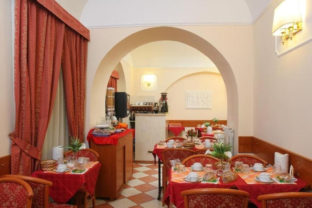 Hotel Romantica