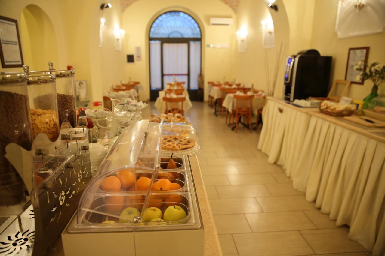 Hotel Romantica 3*